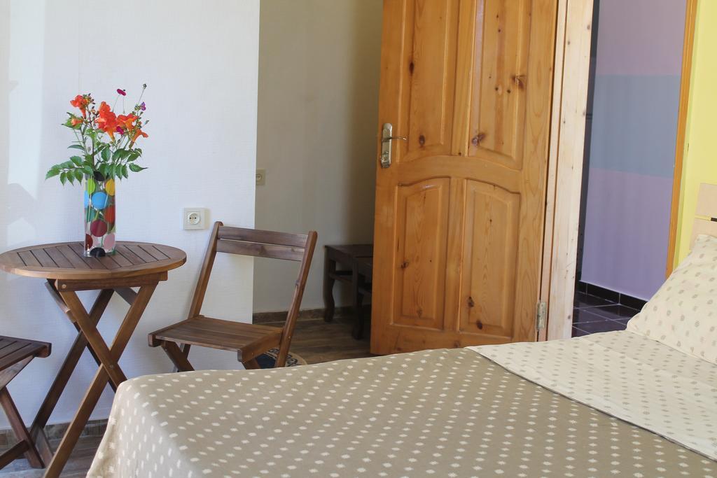 Smak Hotell Kobuleti Exteriör bild