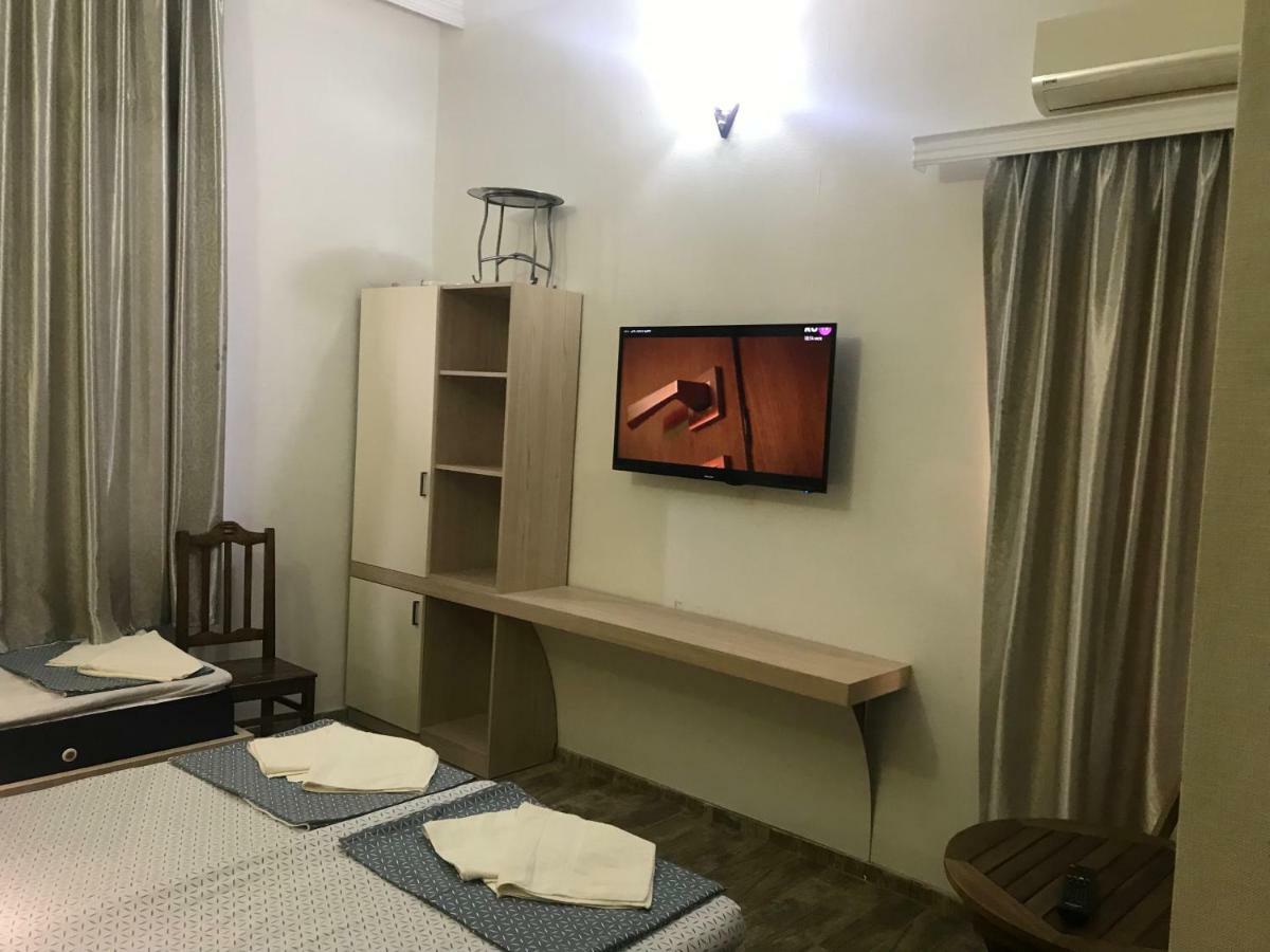 Smak Hotell Kobuleti Exteriör bild